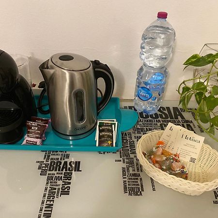 A Casa Da Mari Stanza Privata Bagno Condiviso Lägenhet Olbia Exteriör bild