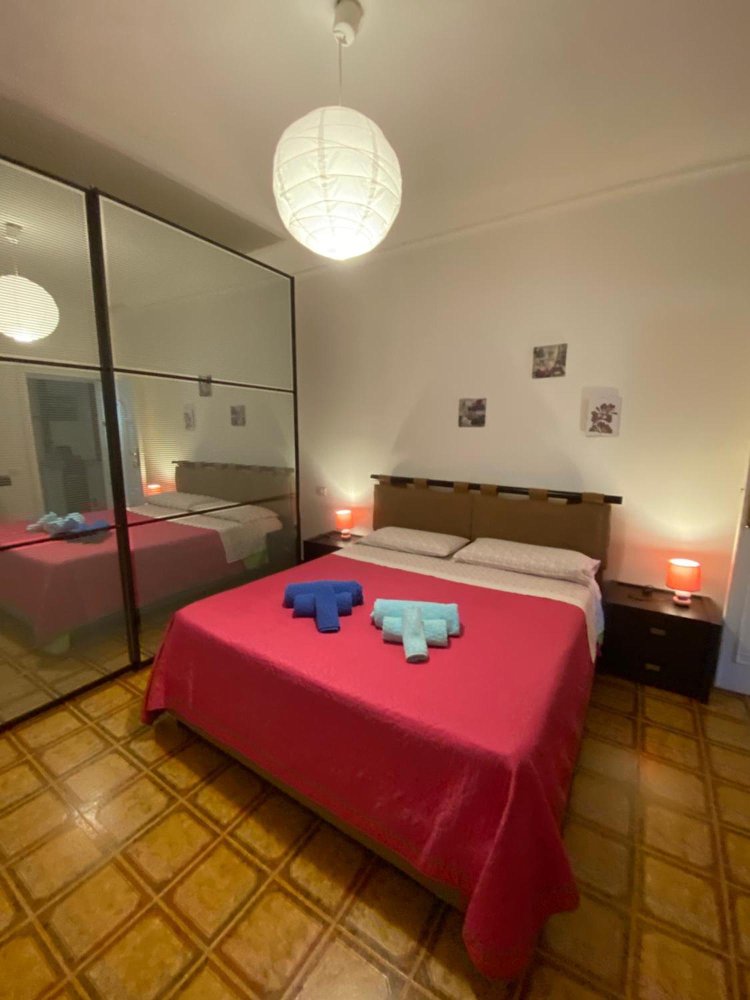A Casa Da Mari Stanza Privata Bagno Condiviso Lägenhet Olbia Exteriör bild