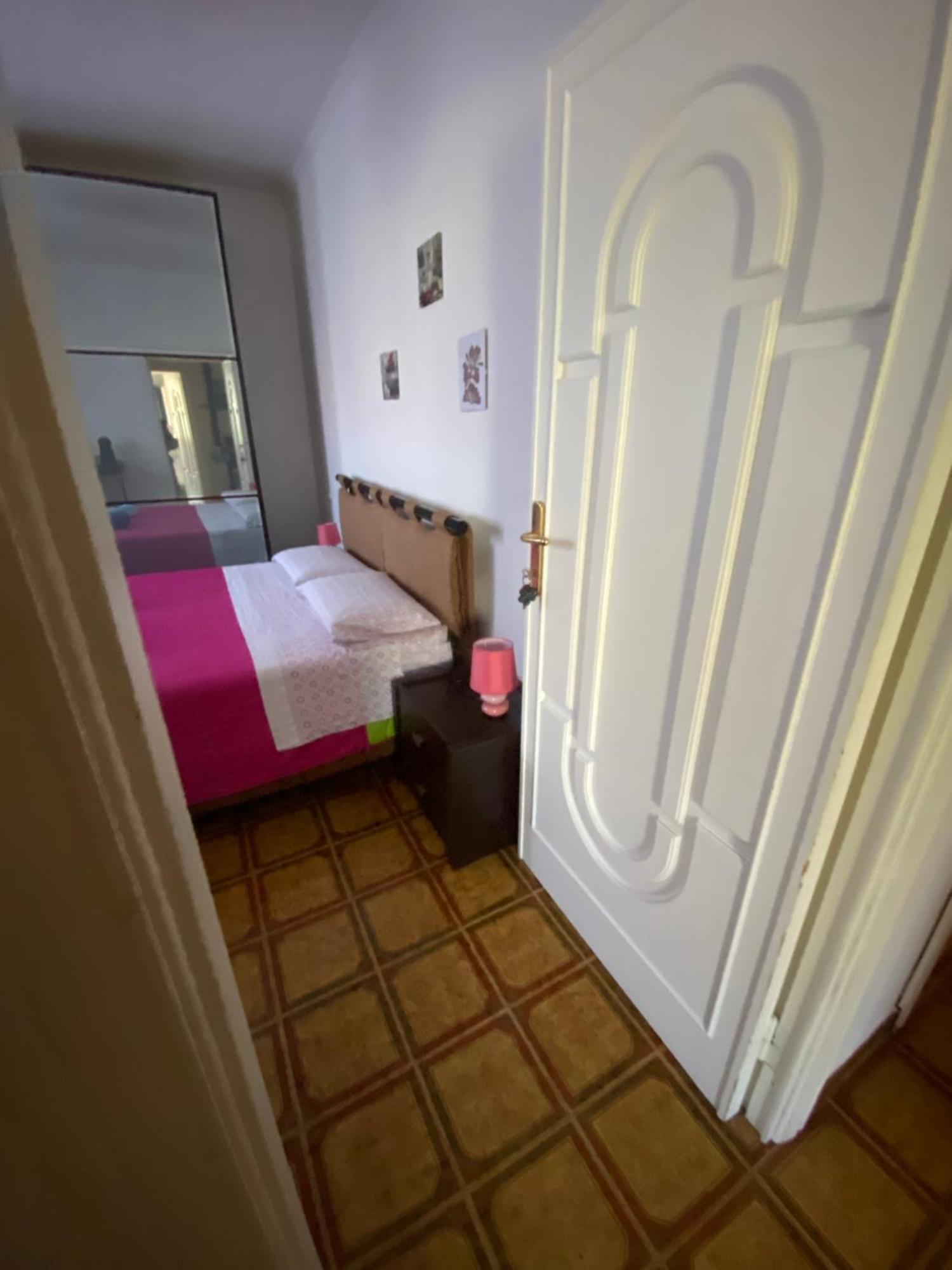 A Casa Da Mari Stanza Privata Bagno Condiviso Lägenhet Olbia Exteriör bild